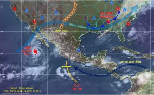 Imagen interpretada y cedida hoy, lunes 19 de septiembre de 2016, por el Servicio Metereológico Nacional (SMN) de la tormenta tropical Paine que se fortaleció en las últimas horas hasta convertirse en huracán categoría 1 en la escala Saffir-Simpson frente a la costas del noroccidental estado mexicano de Baja California Sur, donde se prevé que traiga fuertes tormentas, informó hoy el SMN. "De acuerdo con los modelos de pronóstico, el huracán Paine mantiene una trayectoria en dirección a la costa occidental de la Península de Baja California y durante las próximas horas generará tormentas muy fuertes", indicó el organismo en un boletín. EFE/SMN/SOLO USO EDITORIAL