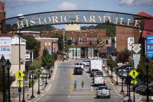 The small town of Farmville Virginia, which has a population of less than 10,000 people, is hosting the Vice Presidential debate between Republican nominee Mike Pence and Democratic nominee Tim Kaine, in Farmville, Virginia, USA, 03 October 2016. The debate will take place on 04 October. EPA/JIM LO SCALZO