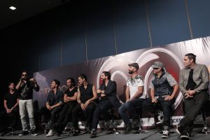 El exintegrante de la agrupación musical Menudo, Charlie Massó, (2-i) participa con integrantes de tres generaciones del grupo hoy, martes 4 de octubre de 2016, durante una rueda de prensa en Ciudad de México, donde anunciaron la gira "MenudoMania Forever" y darán un concierto en el Auditorio Nacional el próximo 12 de Octubre con temas que causaron "furor" durante los años ochenta y noventa. EFE/Alex Cruz.