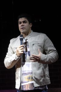 El cantante puertorriqueño Jerry Rivera posa para los fotógrafos, hoy jueves 24 de noviembre de 2016, durante una rueda de prensa en Ciudad de México. EFE