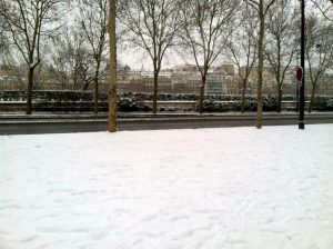 París cubierta por la nieve. Foto de Lupita Peimbert.